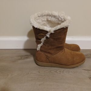 Cozy Tan Boots